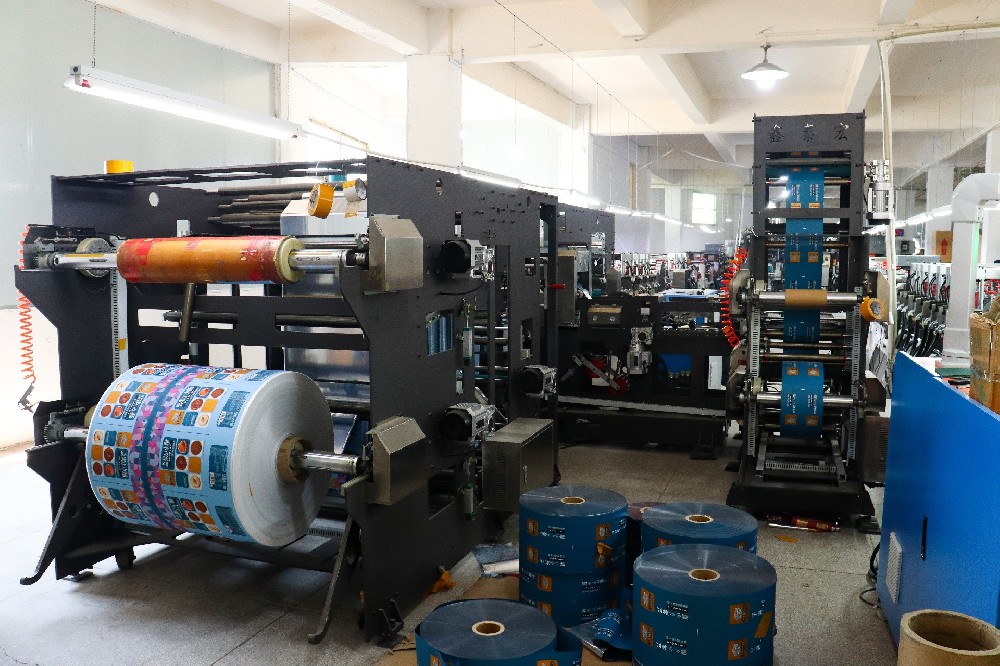 About KATADY Packaging Pop tube Mylar Bags 3.5G