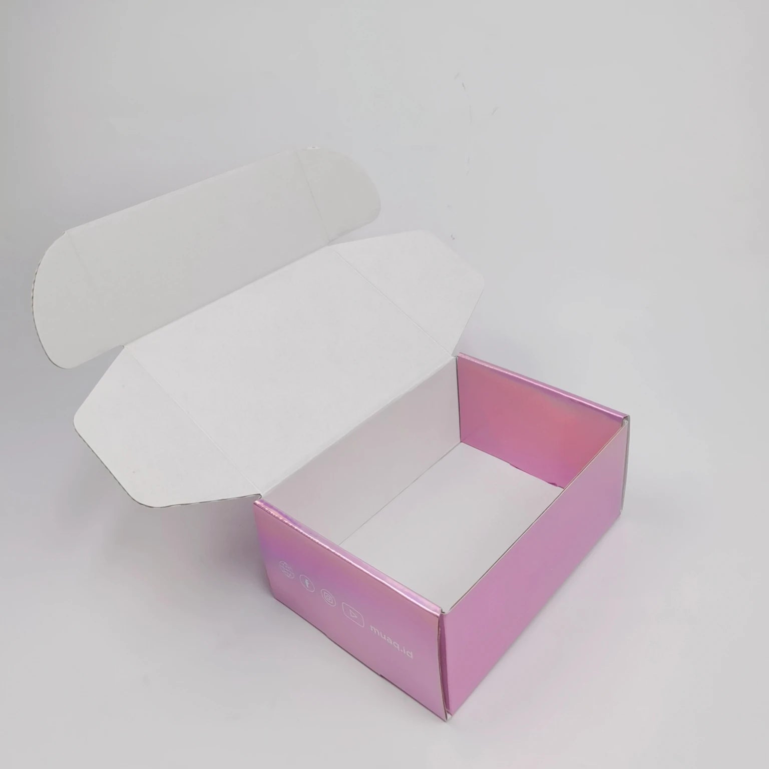 Customized Pink Laser Logo Box with White Inside Embossed Customized Pink Laser Logo Box with White Inside Embossed