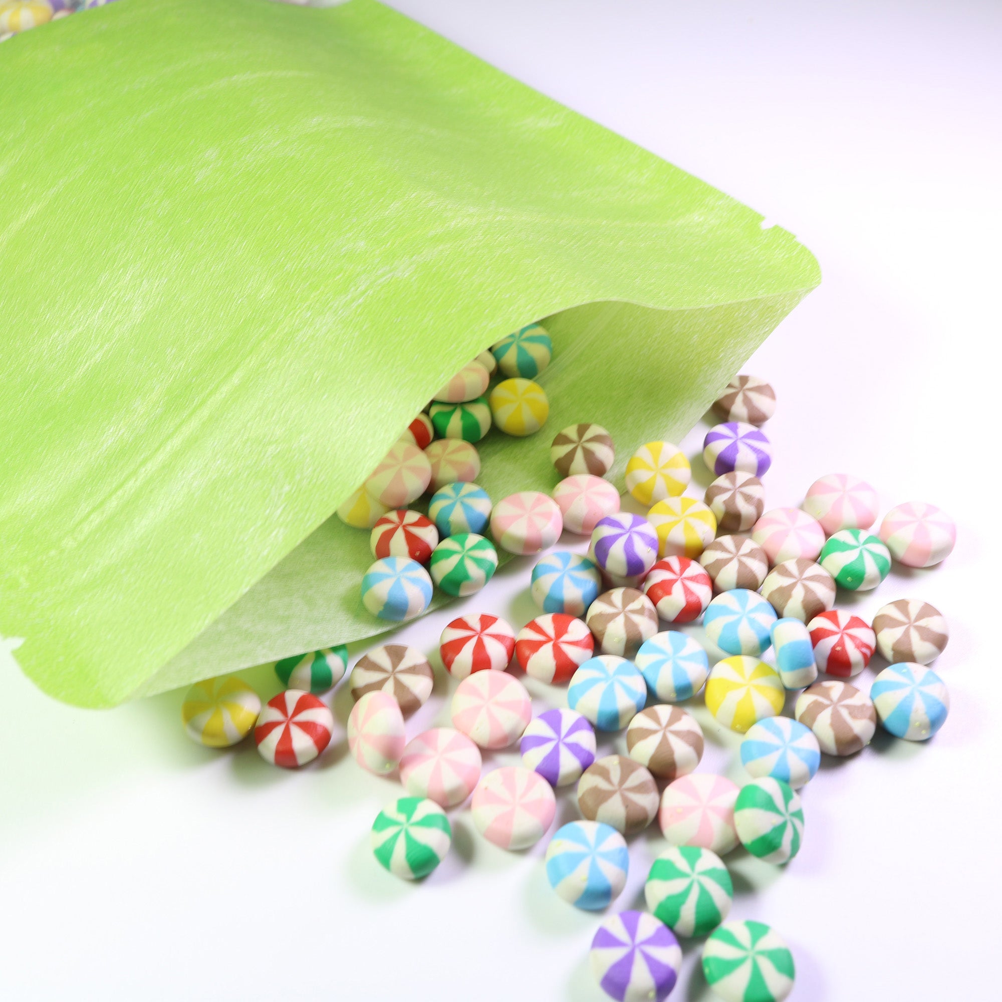 Green Double-Sided Rice Paper with Clear Window Stand Strong Green Double-Sided Rice Paper with Clear Window Stand Strong