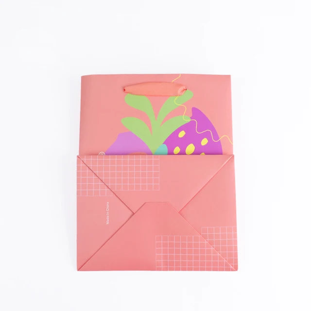 Lovely Customized Colorful Art Paper Gift Bag Durable White Lovely Customized Colorful Art Paper Gift Bag Durable White