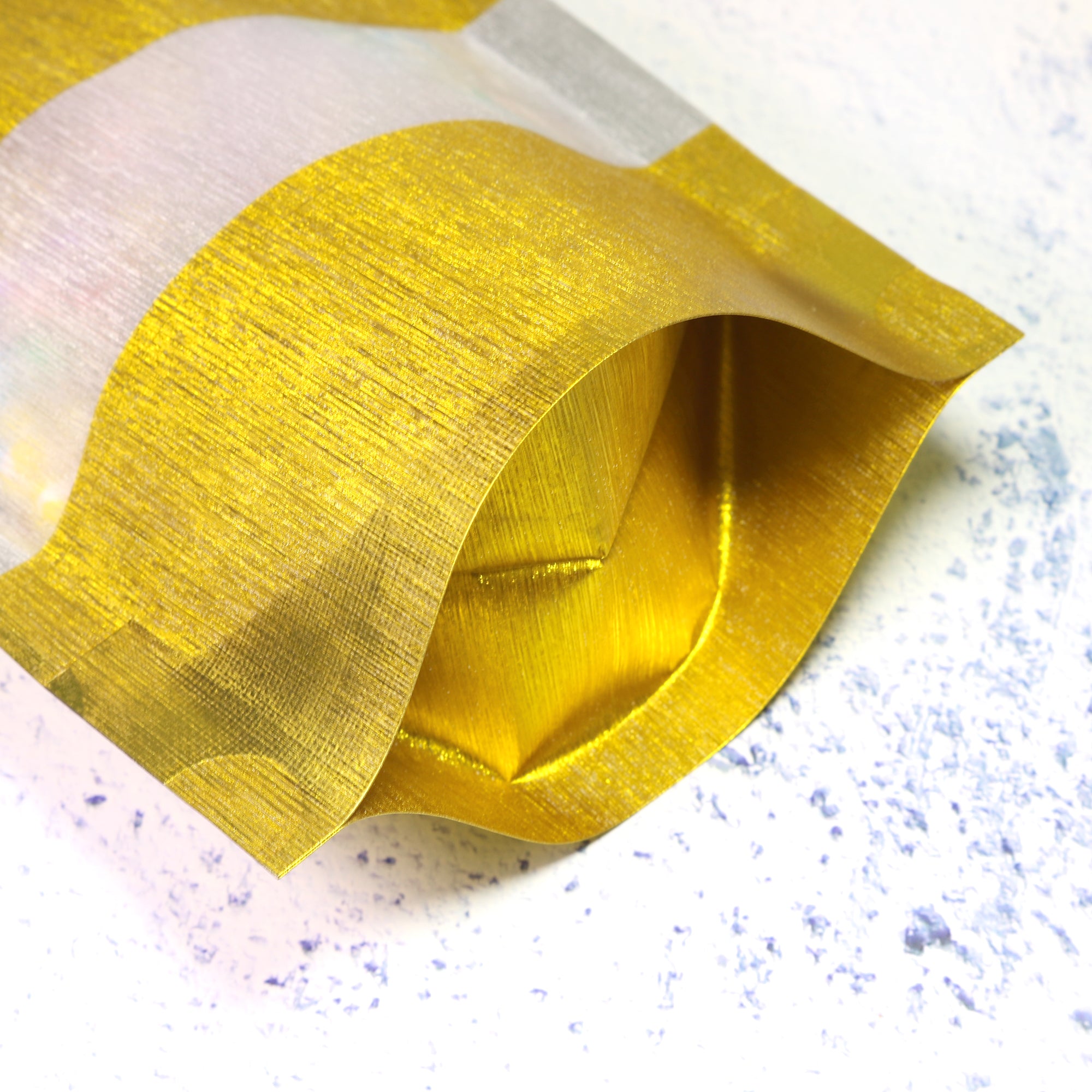 Shimmery Textured Gold Metallized Foil Stand Strong Bags Shimmery Textured Gold Metallized Foil Stand Strong Bags