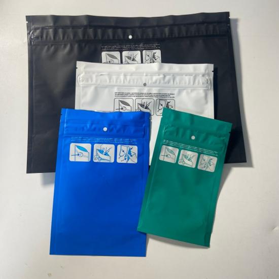 3.5g 7g 14g 28g Child Resistant Dry Flower Mylar Bag 3.5g 7g 14g 28g Child Resistant Dry Flower Mylar Bag