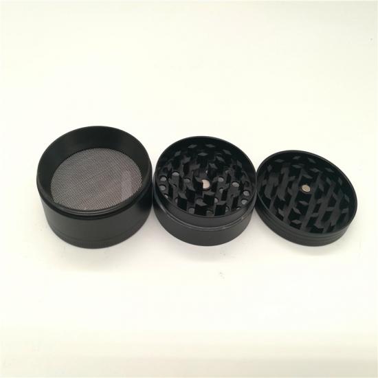 Black 4 Layers Metal Tobacco Grinder Black 4 Layers Metal Tobacco Grinder