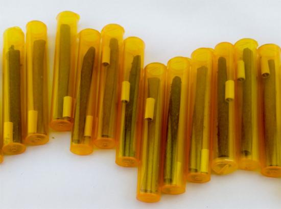 CR Gold 109 Child Resistant Pre Rolled Tube Blunt CR Gold 109 Child Resistant Pre Rolled Tube Blunt