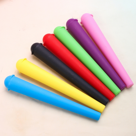 Kingsize Prerolled Cone Pre-Rolled 120mm Plastic Tube with Kingsize Prerolled Cone Pre-Rolled 120mm Plastic Tube with