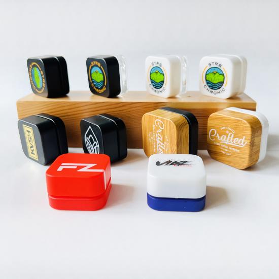 Printing logo with children resistant 5ml 9ml Qube glass jar Printing logo with children resistant 5ml 9ml Qube glass jar