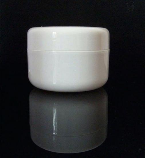 White Round Glass Jar with Child Resistant Lid White Round Glass Jar with Child Resistant Lid
