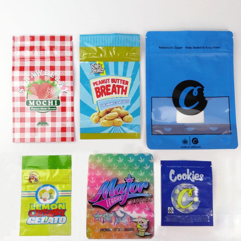 1/8 ounce Pouch Flower Dry Herb 3.5 Grams Blue Cookies Bag 1/8 ounce Pouch Flower Dry Herb 3.5 Grams Blue Cookies Bag