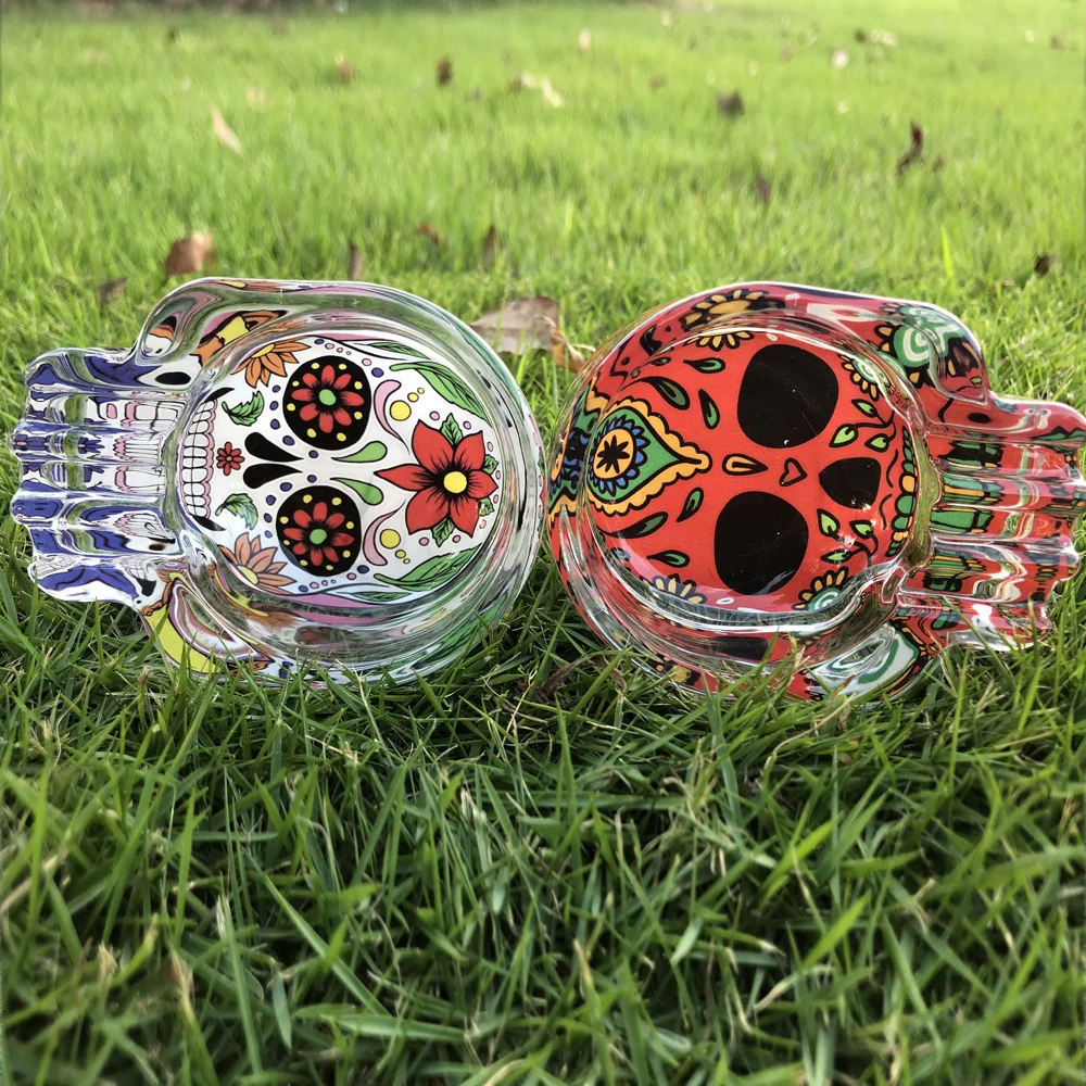 Pattern Custom Classic Glass Ashtray Logo Custom High Factory Direct Sale Handmade Sugar Glass Ashtray Three Cigarette Ash Holder 62MM Cigarette Ashtray