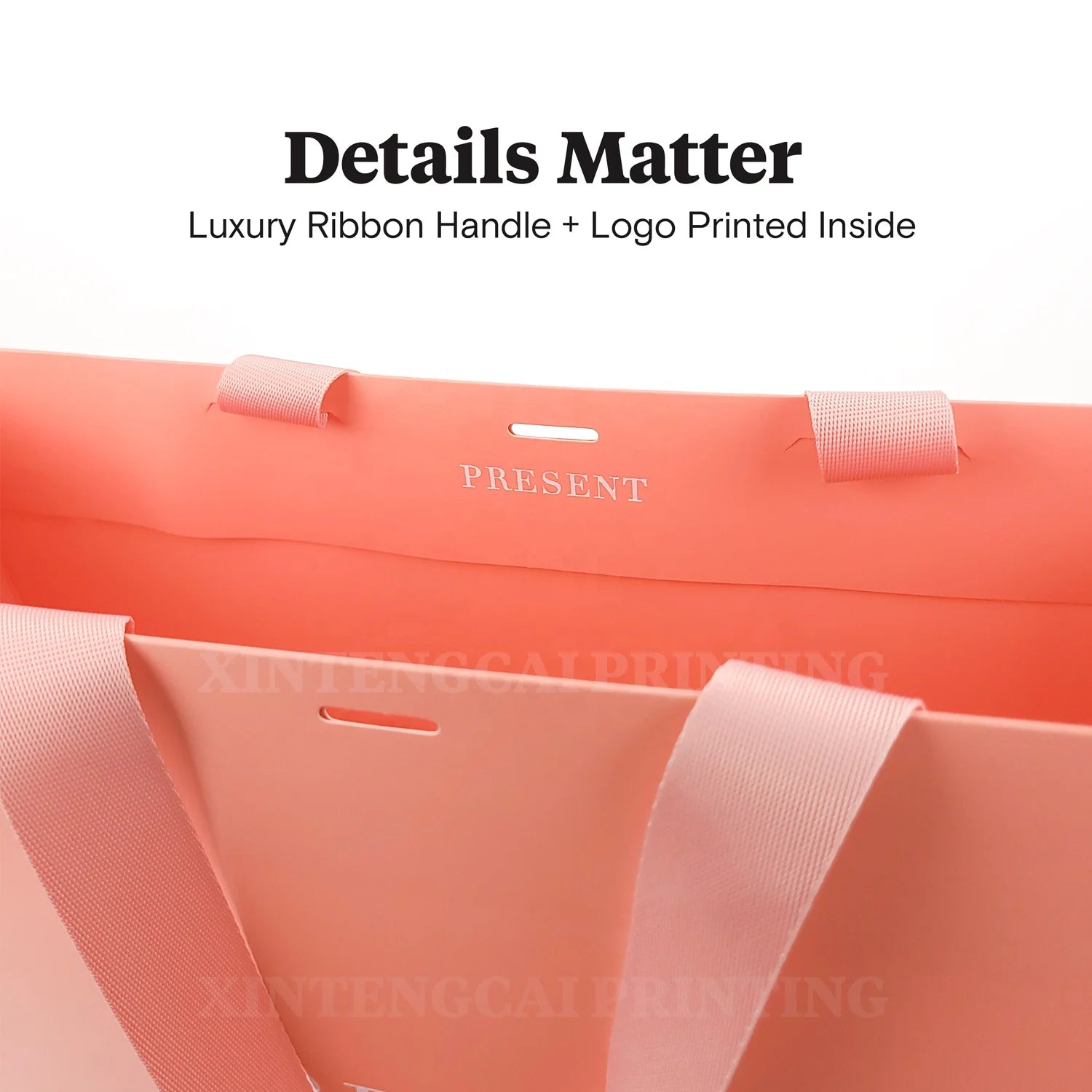 MOQ 100 Standard Sizes Custom Logo Stock Art Paper Gift Bag MOQ 100 Standard Sizes Custom Logo Stock Art Paper Gift Bag