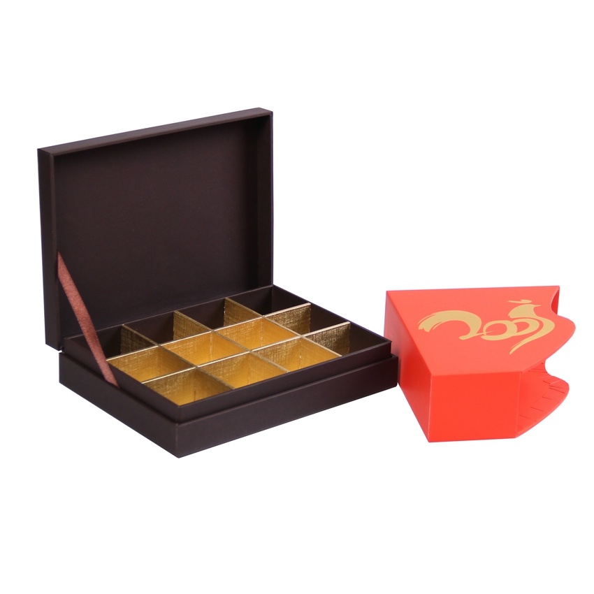 Cardboard handmade chocolate box with paper divider Cardboard handmade chocolate box with paper divider