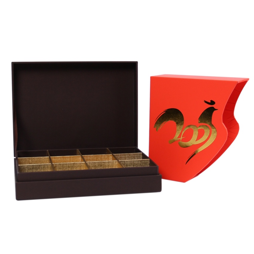 Cardboard handmade chocolate box with paper divider Cardboard handmade chocolate box with paper divider