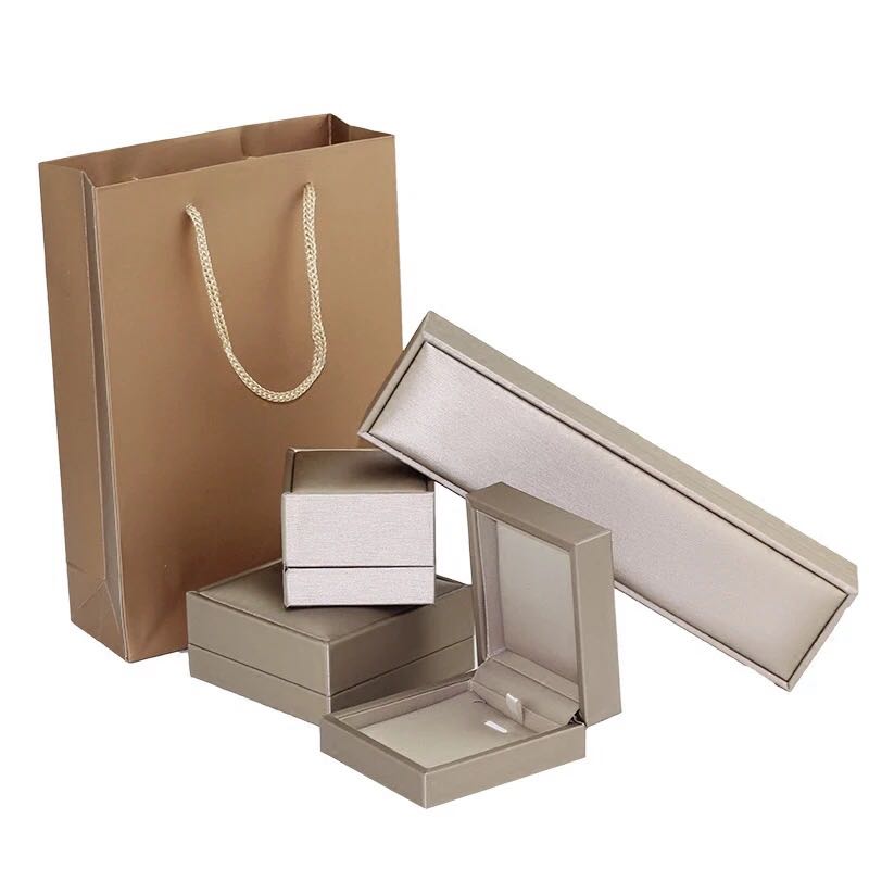 Champagne PU leather jewelry box with low price Champagne PU leather jewelry box with low price