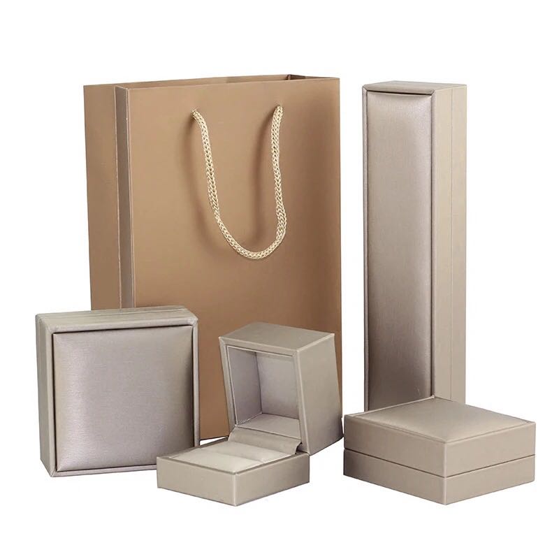Champagne PU leather jewelry box with low price Champagne PU leather jewelry box with low price