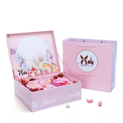 Chinese factory custom Skincare set gift box with Raffia Chinese factory custom Skincare set gift box with Raffia