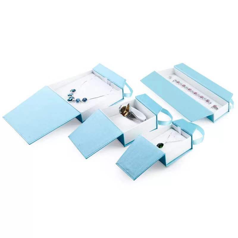 Trapezoidal portable jewelry storage box