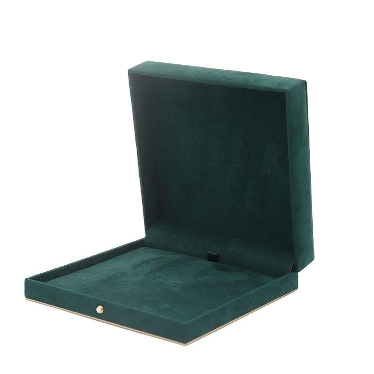 Custom elegant dark green velvet jewelry box Custom elegant dark green velvet jewelry box