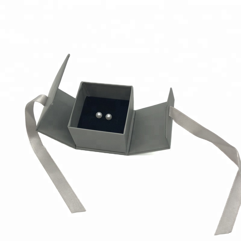 Paper jewelry box wholesale Paper jewelry box wholesale