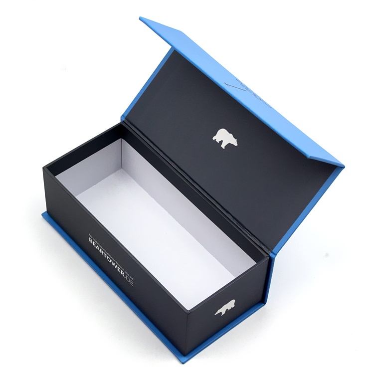 Custom magnetic closure flap lid baby shoe packaging box Custom magnetic closure flap lid baby shoe packaging box