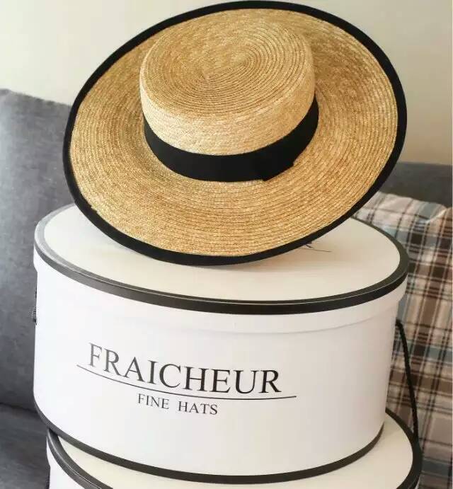 Custom printed round packaging baseball cap gift box Custom printed round packaging baseball cap gift box