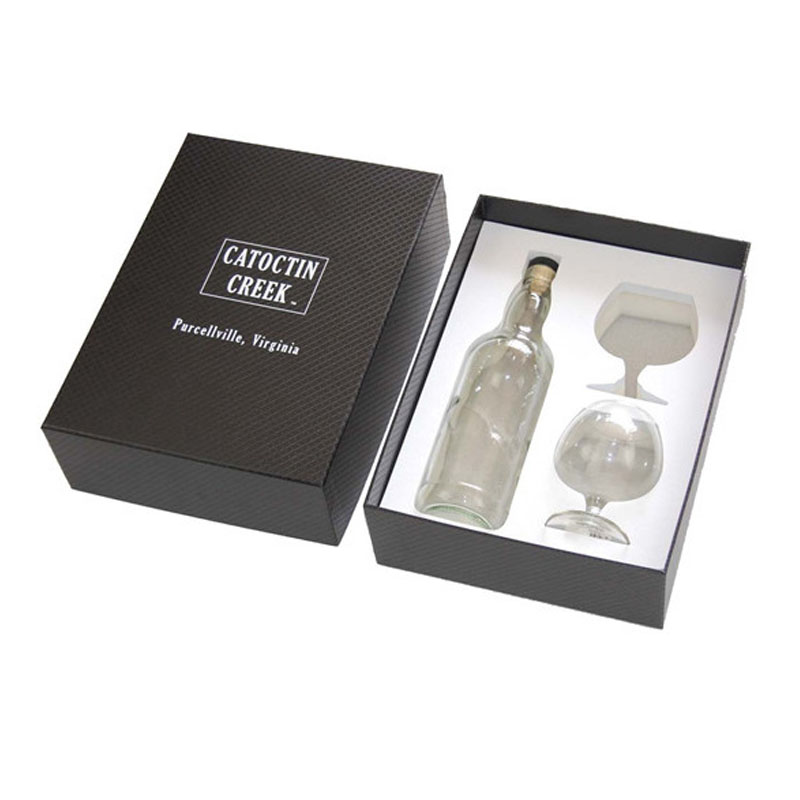 Custom whiskey and glass bottles gift set cardboard box Custom whiskey and glass bottles gift set cardboard box