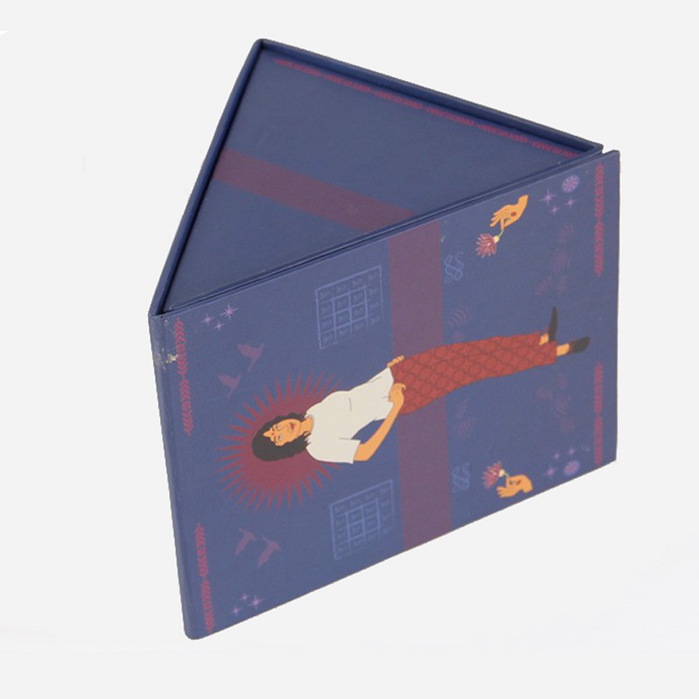 Gift packaging pyramid shaped solid cardboard triangle box Gift packaging pyramid shaped solid cardboard triangle box