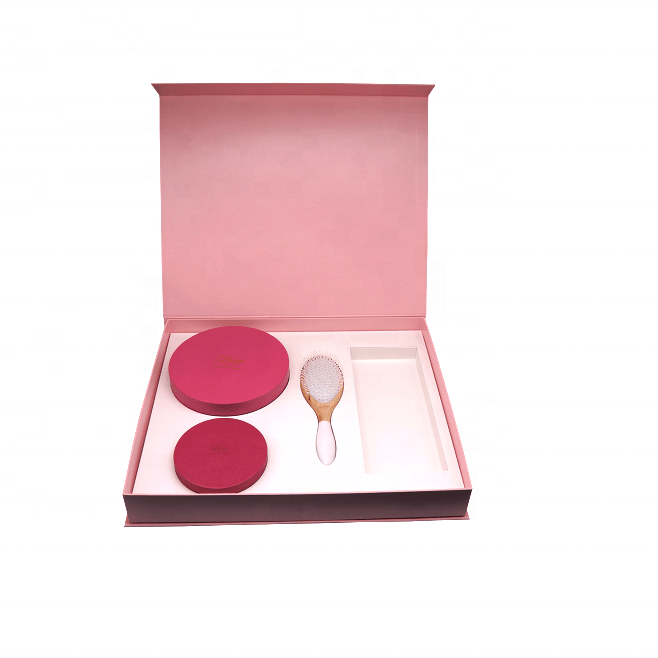Hair conditioner and brush packaging gift set Hair conditioner and brush packaging gift set