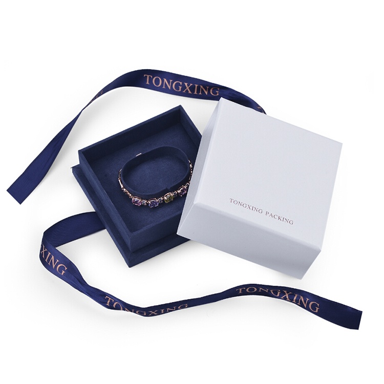 High-end paper ribbon jewelry box High-end paper ribbon jewelry box