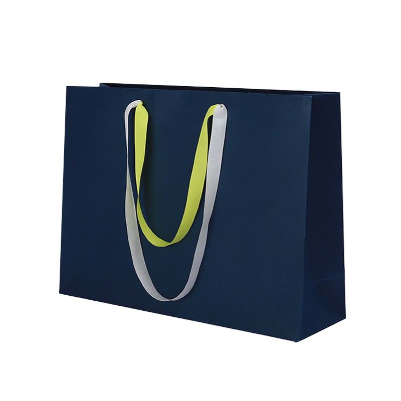 Large shopping bag with ribbon Large shopping bag with ribbon