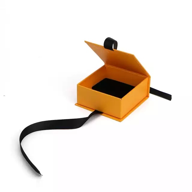 Luxury cardboard bracelet necklace book shaped gift box Luxury cardboard bracelet necklace book shaped gift box