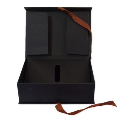 Luxury magnetic folding box with ribbon Luxury magnetic folding box with ribbon