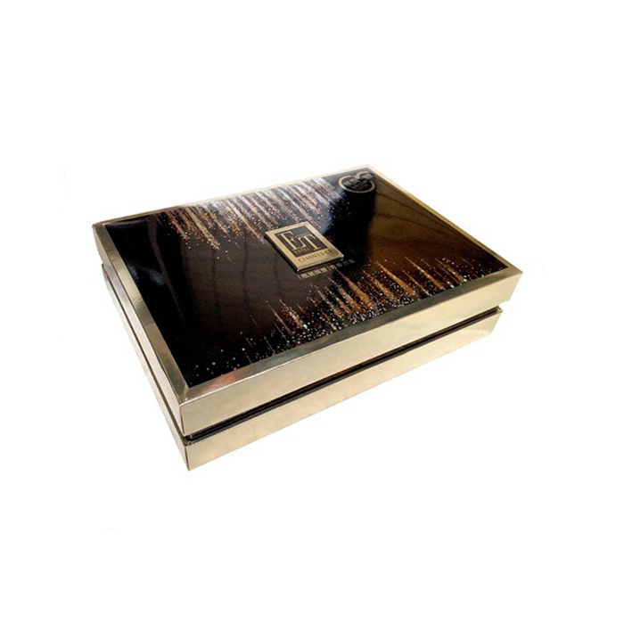 Luxury packaging boxes for clothes Luxury packaging boxes for clothes