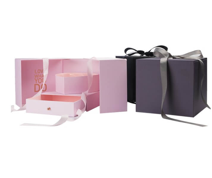 Magic cube gift box creative heart shape flower box Magic cube gift box creative heart shape surprise flower box
