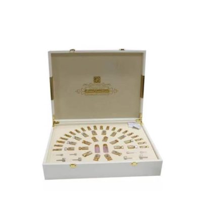 Metal buckle cosmetic box with hot stamping Metal buckle cosmetic box with hot stamping