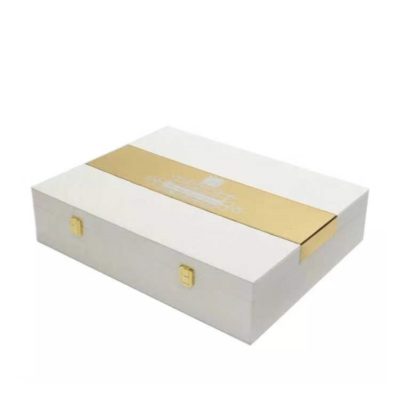 Metal buckle cosmetic box with hot stamping Metal buckle cosmetic box with hot stamping