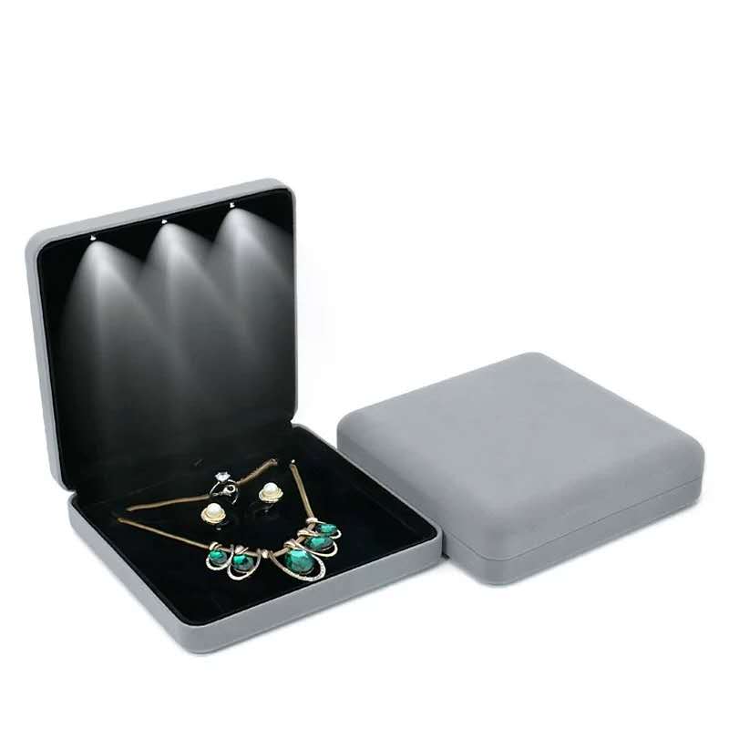 LED light wedding ring boxes plastic necklace velvet gift LED light wedding ring boxes plastic necklace velvet gift