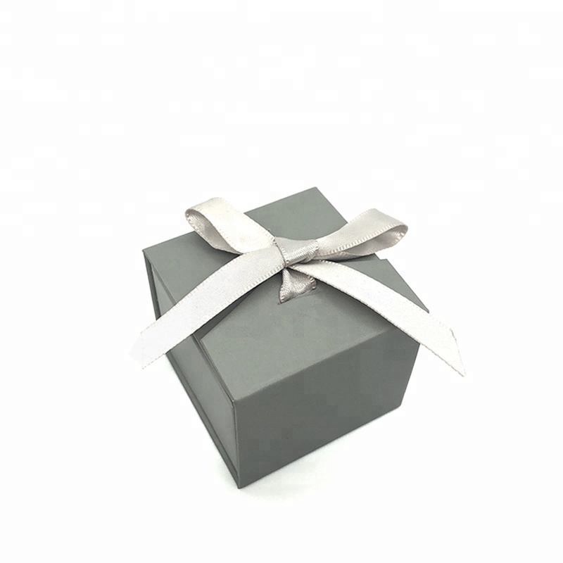 Paper jewelry box wholesale Paper jewelry box wholesale