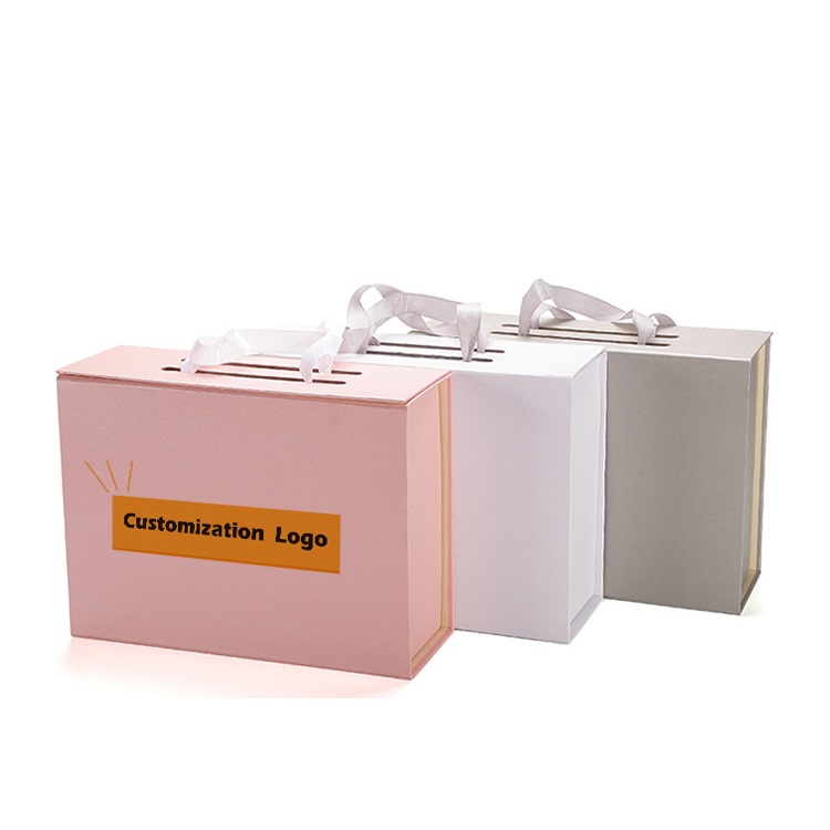 Portable gift packaging box with silk ribbon Portable gift packaging box with silk ribbon