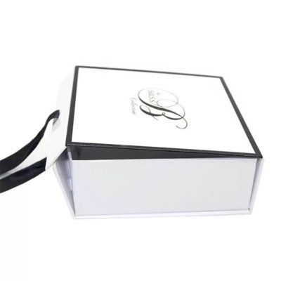 Ribbon gift box folding cardboard box Ribbon gift box folding cardboard box