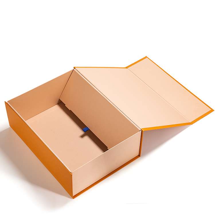 Super Over-sized LV Style Cardboard Folding Box Super Over-sized LV Style Cardboard Folding Box