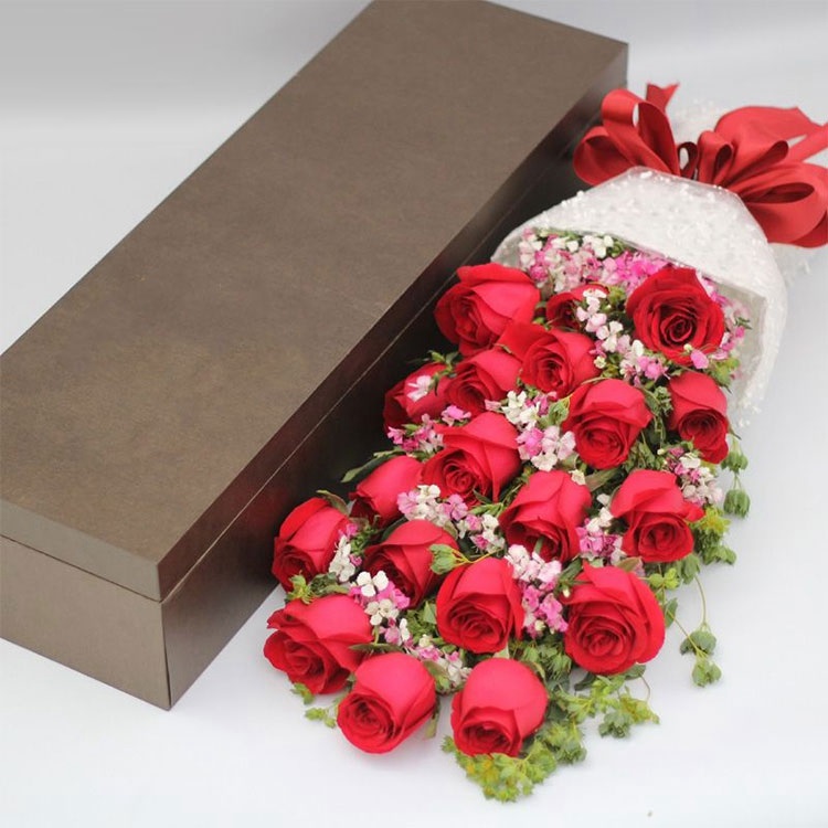 Valentine’s day flower paper gift box with lid and bottom Valentine’s day flower paper gift box with lid and bottom