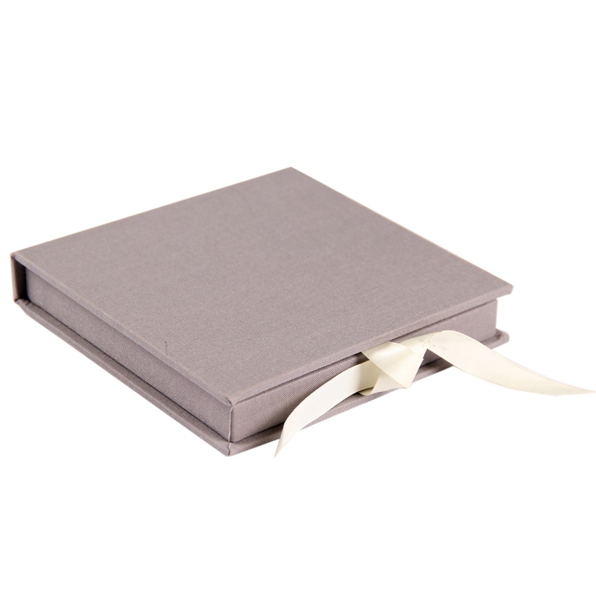 Wedding invitation gift box with ribbon closure Wedding invitation gift box with ribbon closure