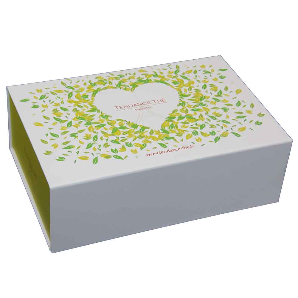 White cardboard magnetic closure folding box