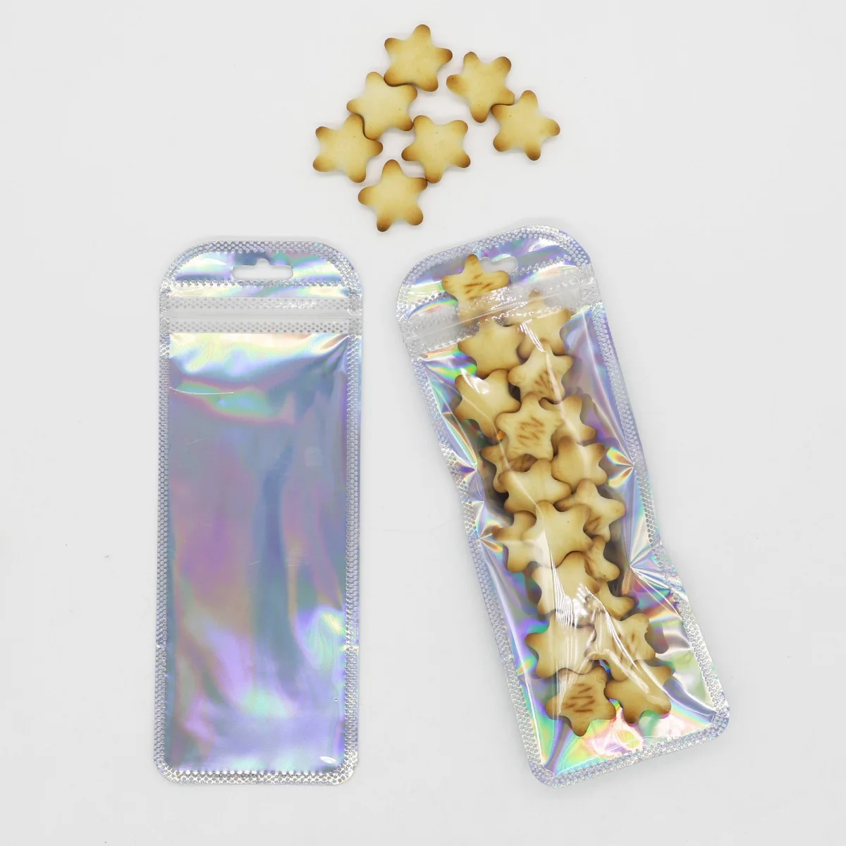Diamond Pattern Foil Flat Zipper Bag with Hanging Hole Diamond Pattern Foil Flat Zipper Bag with Hanging Hole